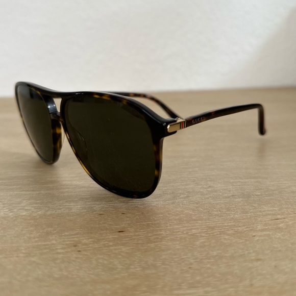 Men’s Gucci Aviator sunglasses - Picture 1 of 5